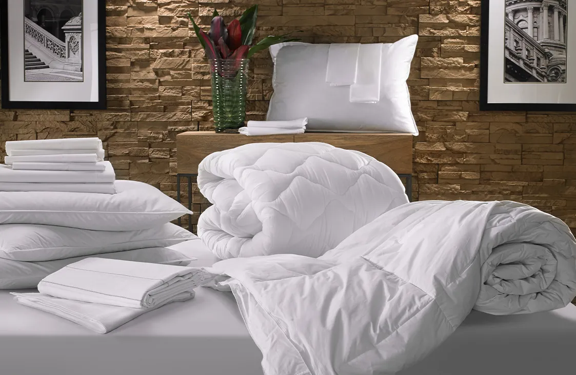Platinum Stitch Bed & Bedding Set