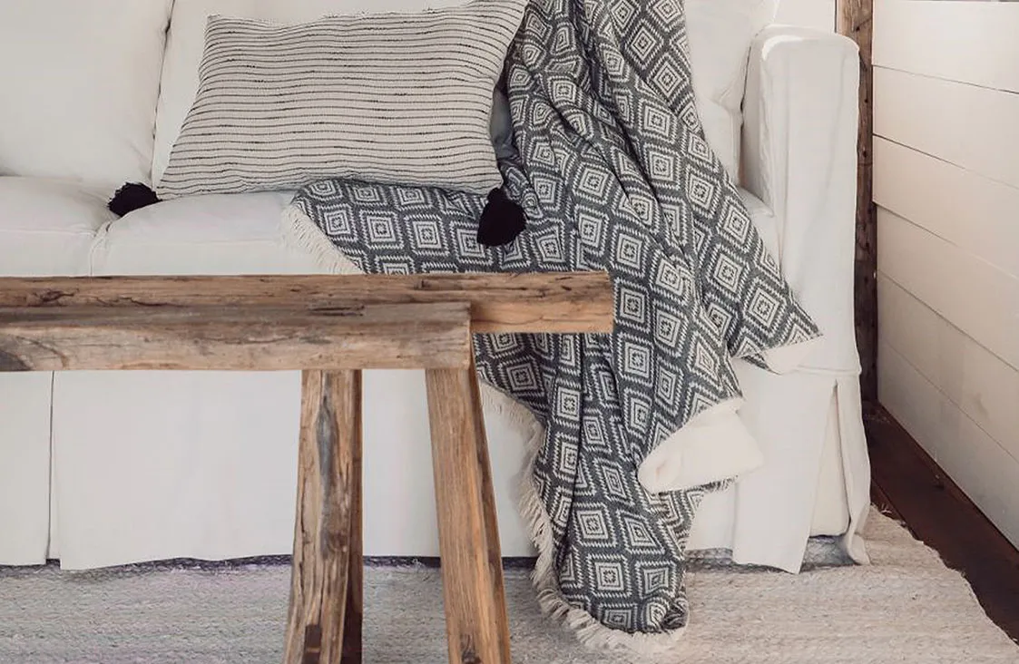Diamond Fleece Throw