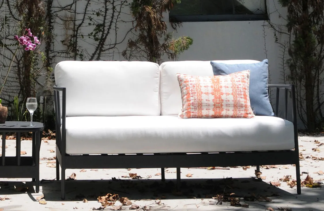 Kristiania Loveseat