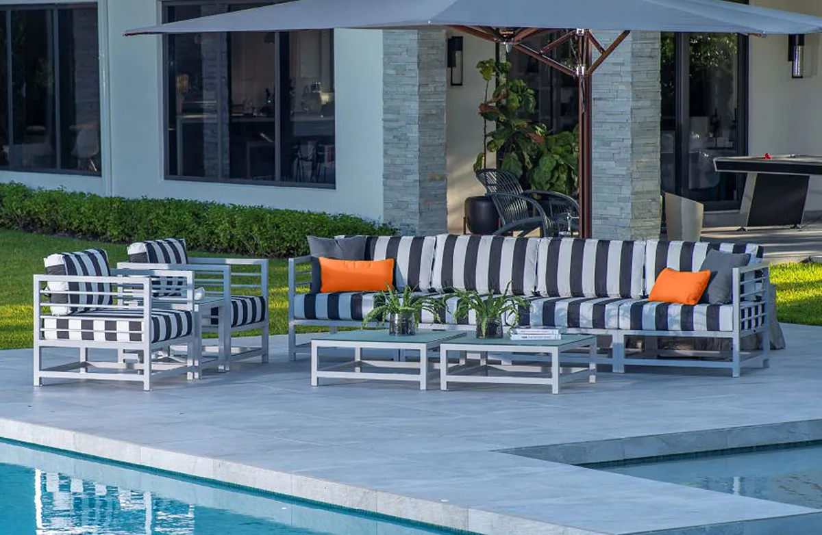 Coastal Right Seating Unit