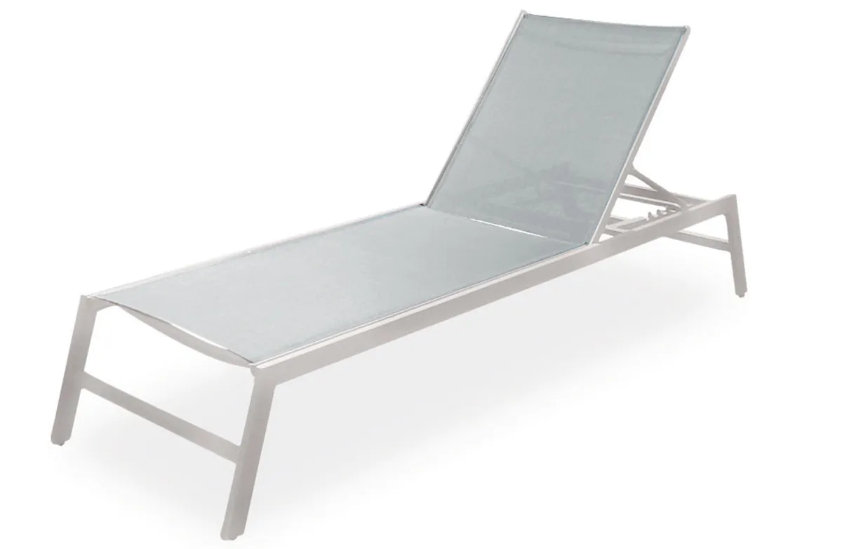 Villa Chaise Lounge